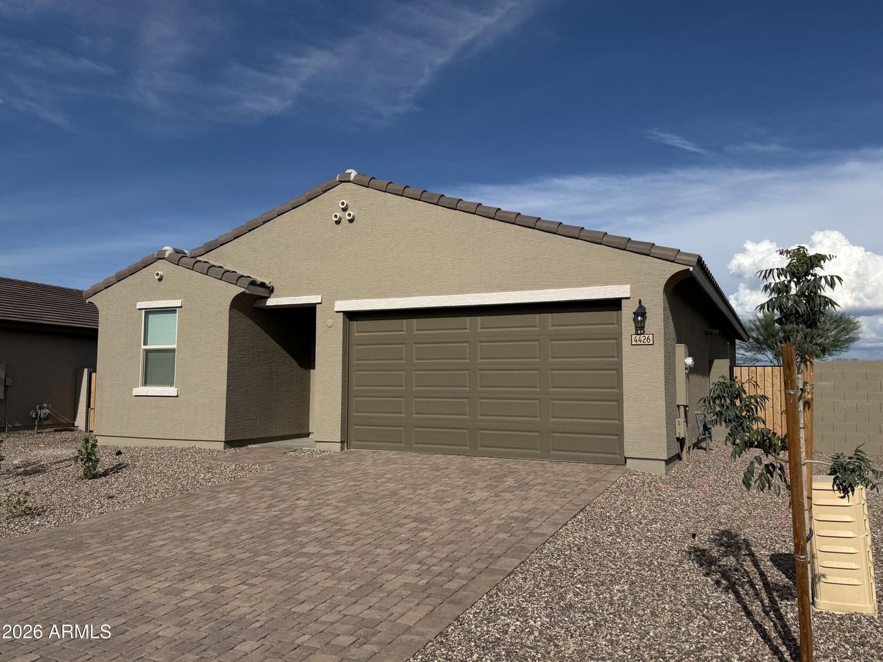 4426 W Hunter Trl - Photo 2 of 25