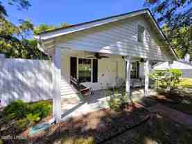 1609 Madrid Ave - Photo 1 of 1