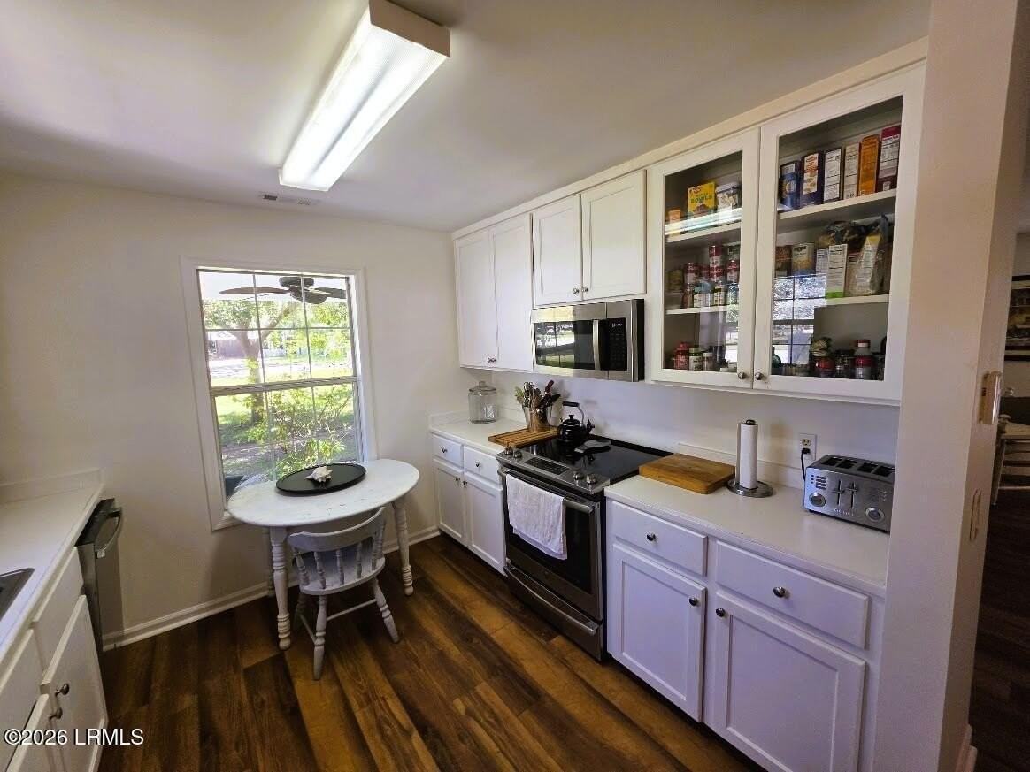 1609 Madrid Ave - Photo 7 of 48