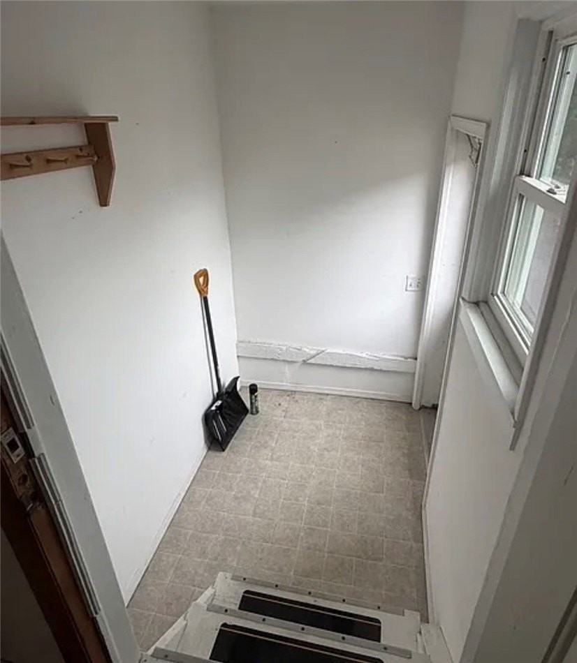 27 Martin St #UP - Photo 3 of 18