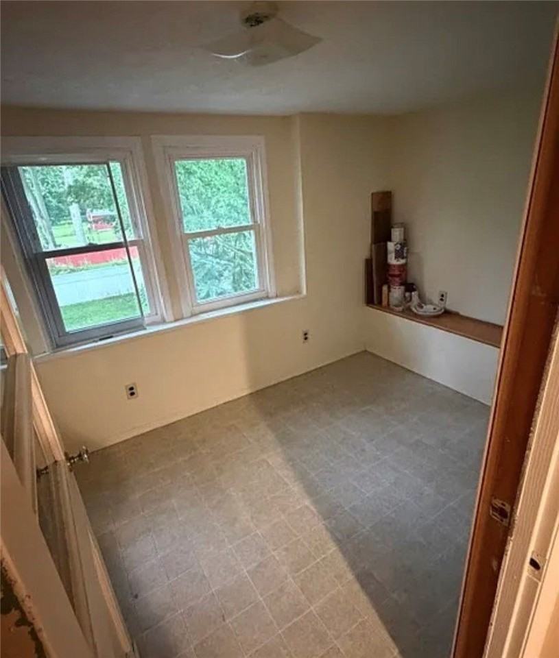 27 Martin St #UP - Photo 7 of 18