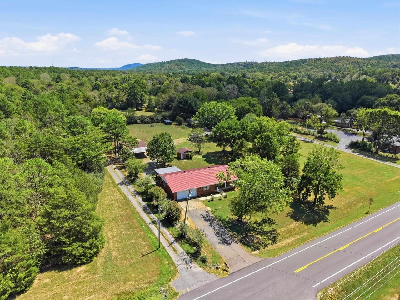 8024 Highway 300 - Photo 3 of 32
