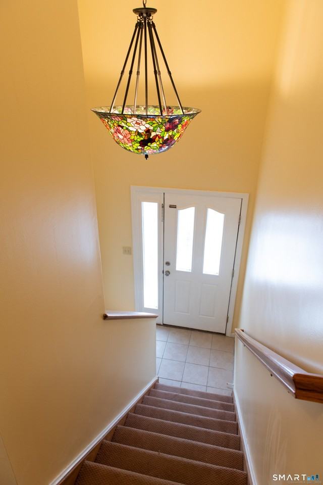 34 Center Ave - Photo 5 of 20