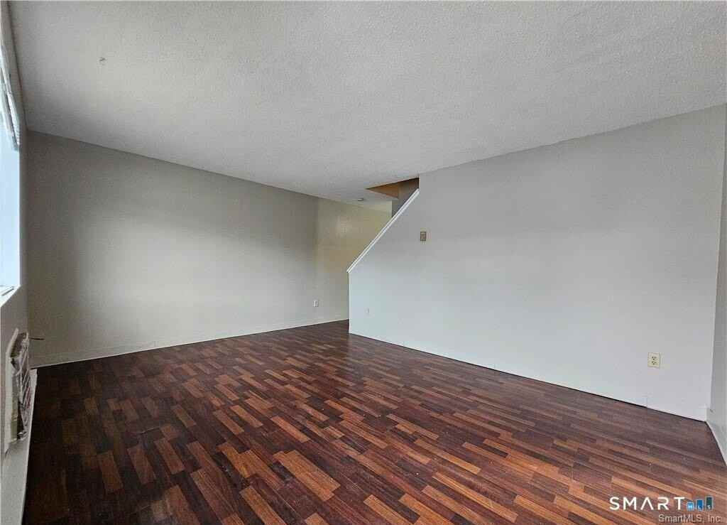 1448 Meriden Rd #15 - Photo 3 of 27
