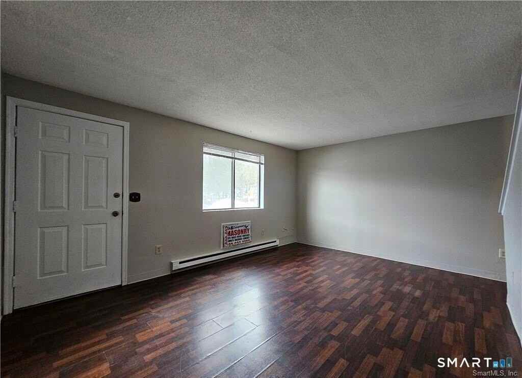 1448 Meriden Rd #15 - Photo 4 of 27