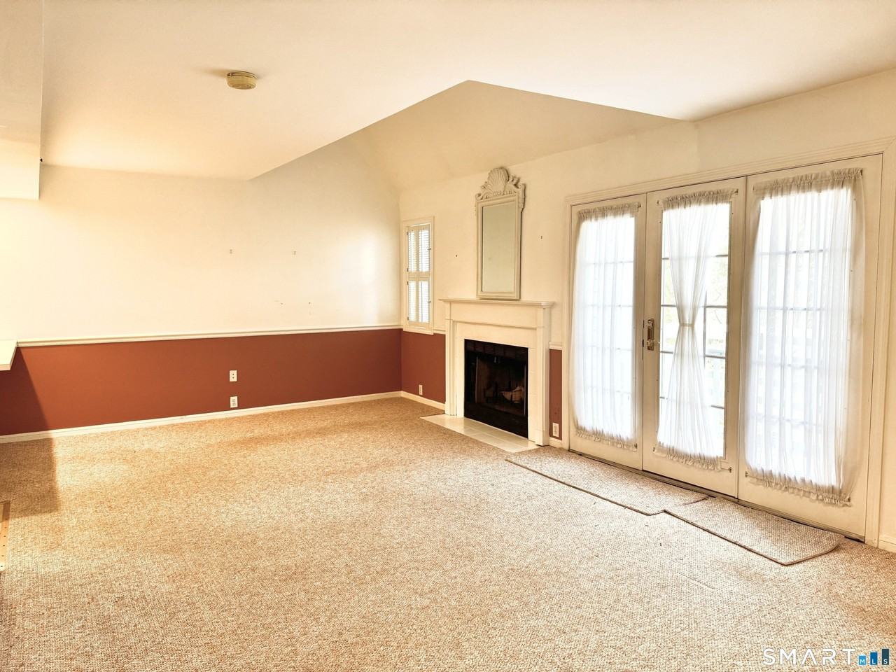 823 Old Pond Ln #823 - Photo 6 of 23