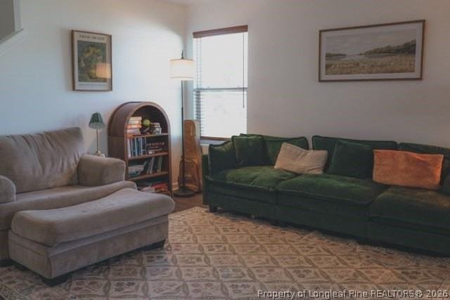 5913 Fuchsia Ct - Photo 4 of 34