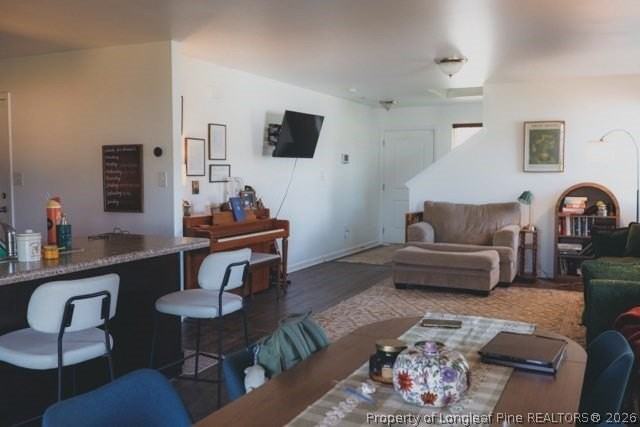 5913 Fuchsia Ct - Photo 5 of 34