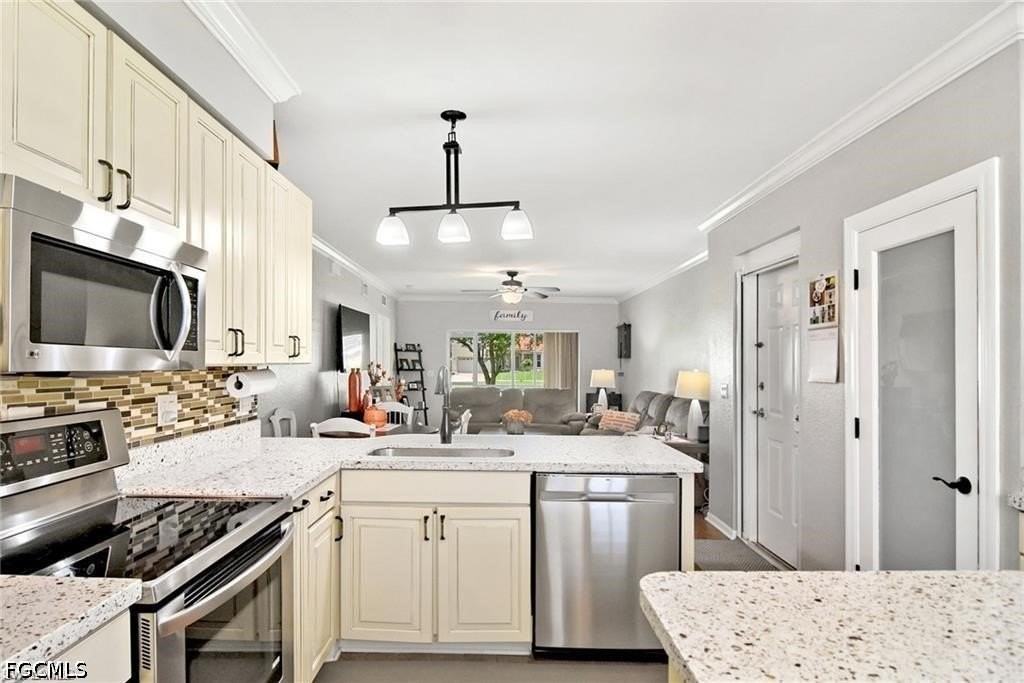 5308 Chiquita Blvd S - Photo 4 of 11