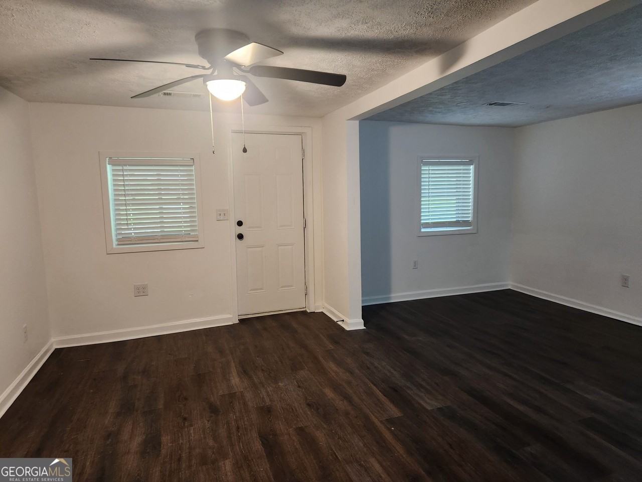2871 Barbara Rd - Photo 4 of 25