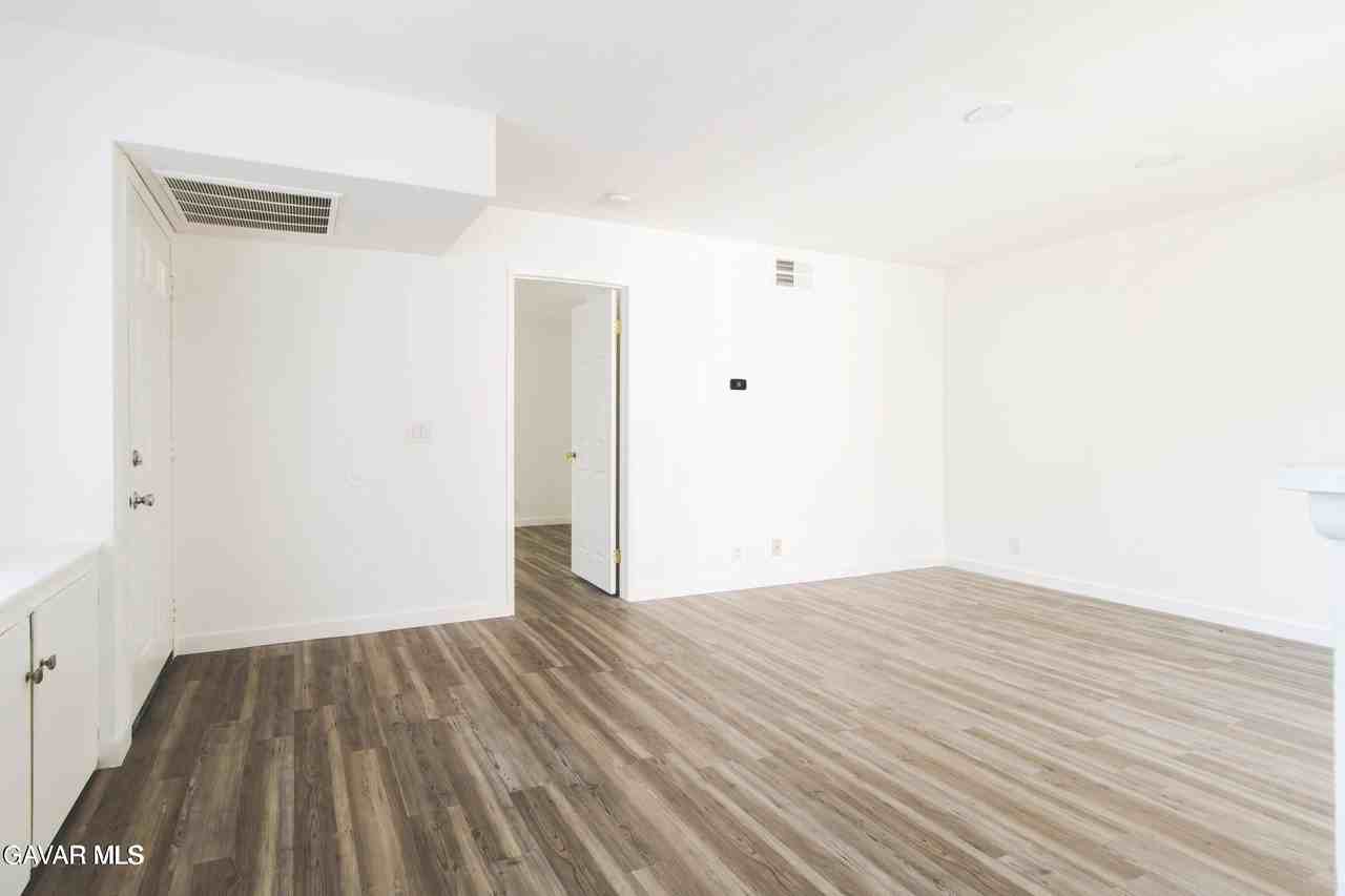 2554 Olive Dr #96 - Photo 3 of 8