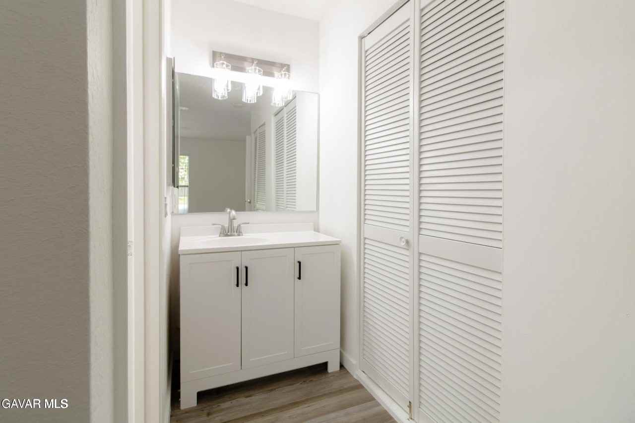 2554 Olive Dr #96 - Photo 6 of 8