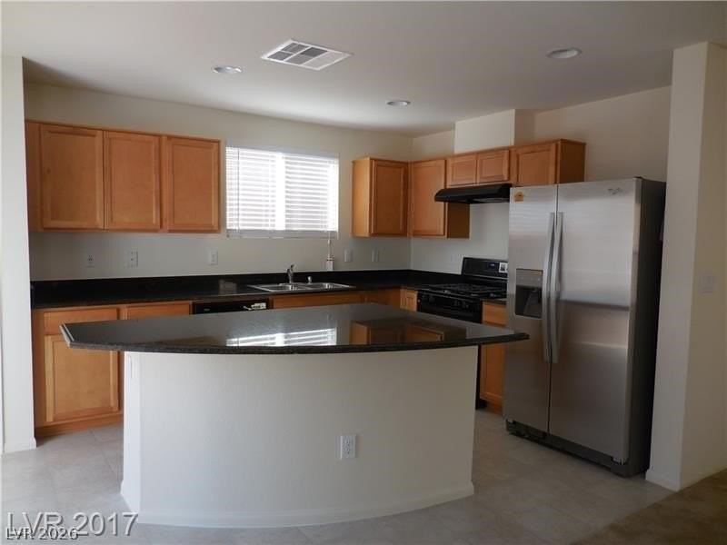 5514 S Riley St - Photo 7 of 10