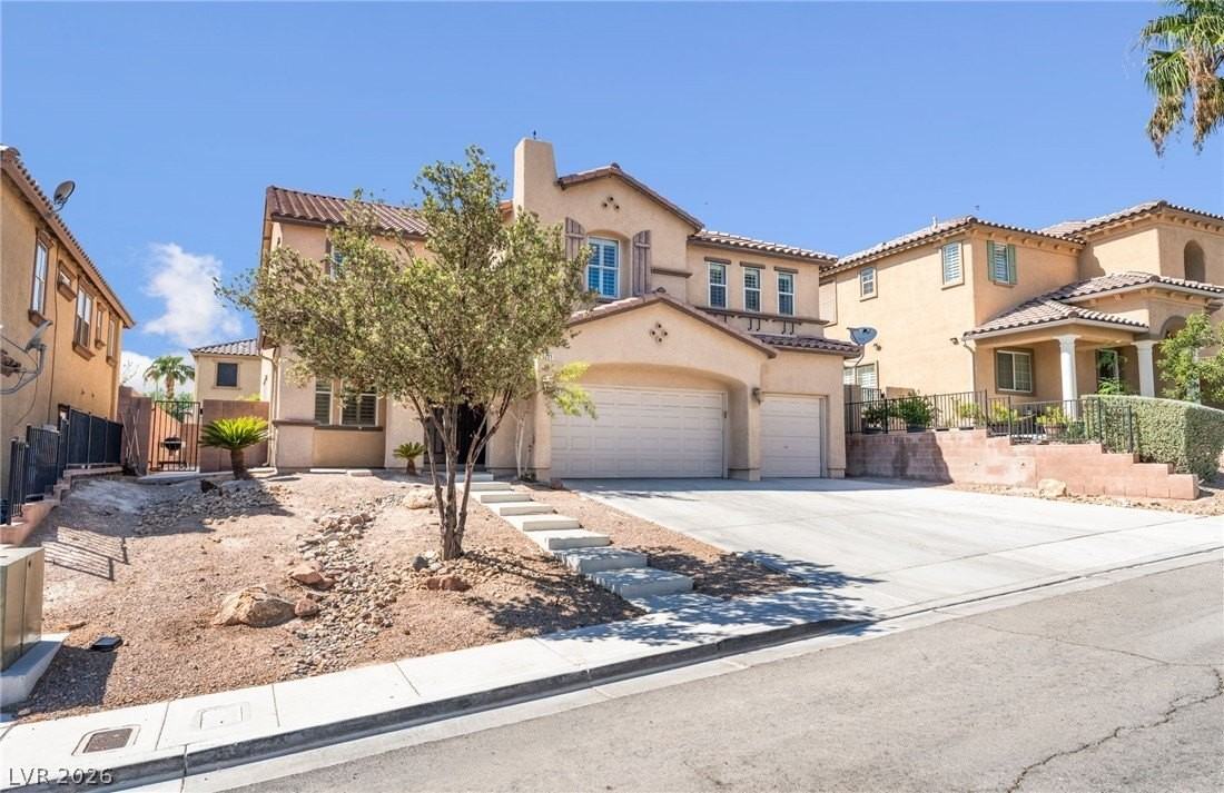 6221 Villa Emo St - Photo 3 of 29