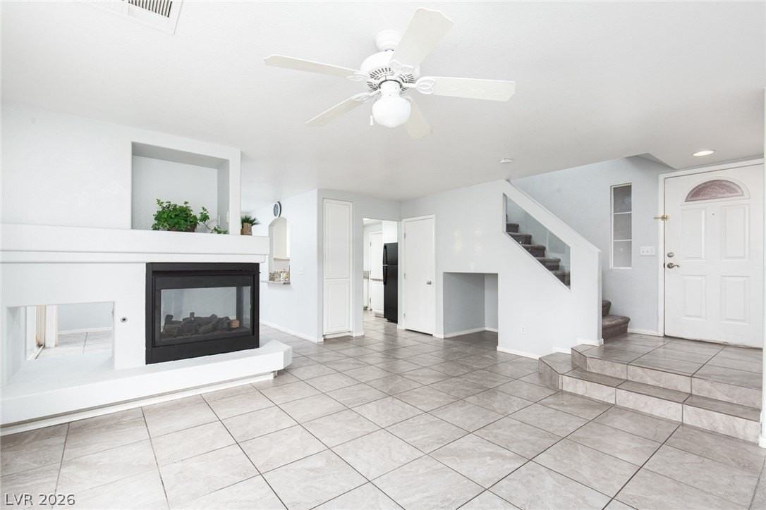 10272 Ghost Gum St - Photo 4 of 23