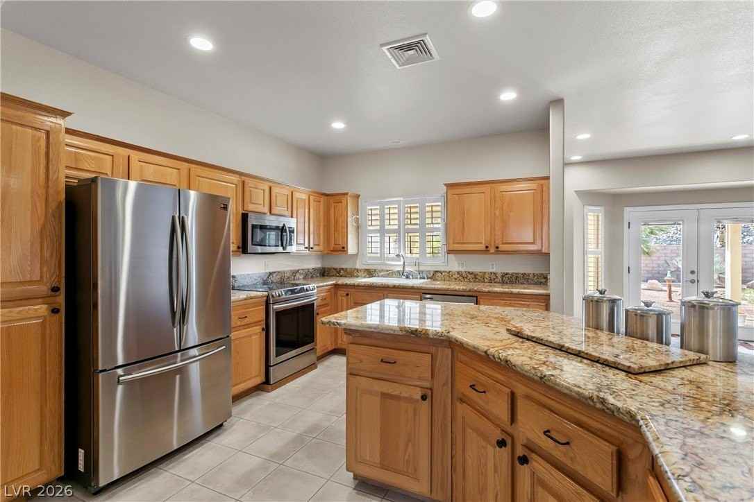 778 Fairway Dr - Photo 6 of 23