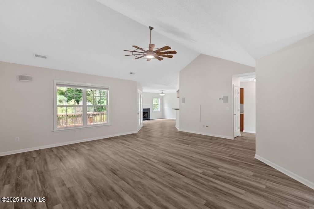 442 Ridge Rd - Photo 5 of 24