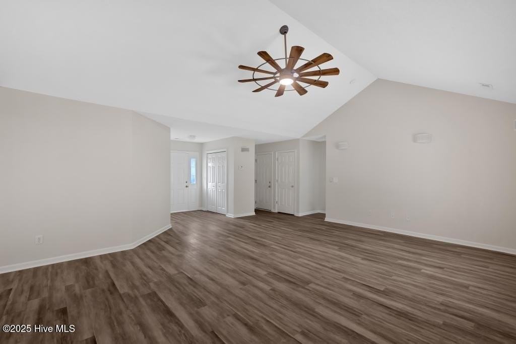 442 Ridge Rd - Photo 7 of 24