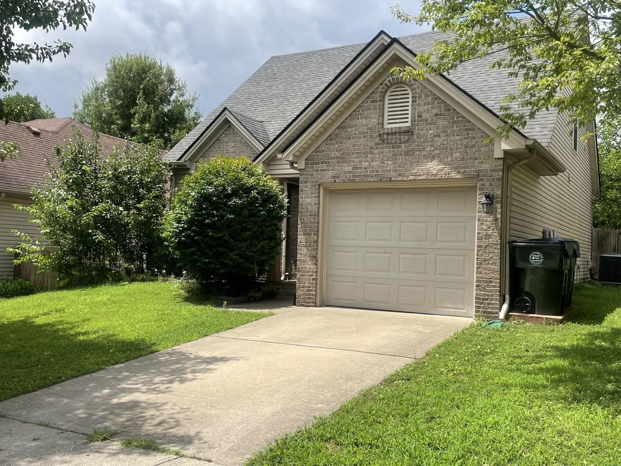 2225 Sonoma Pl - Photo 2 of 30