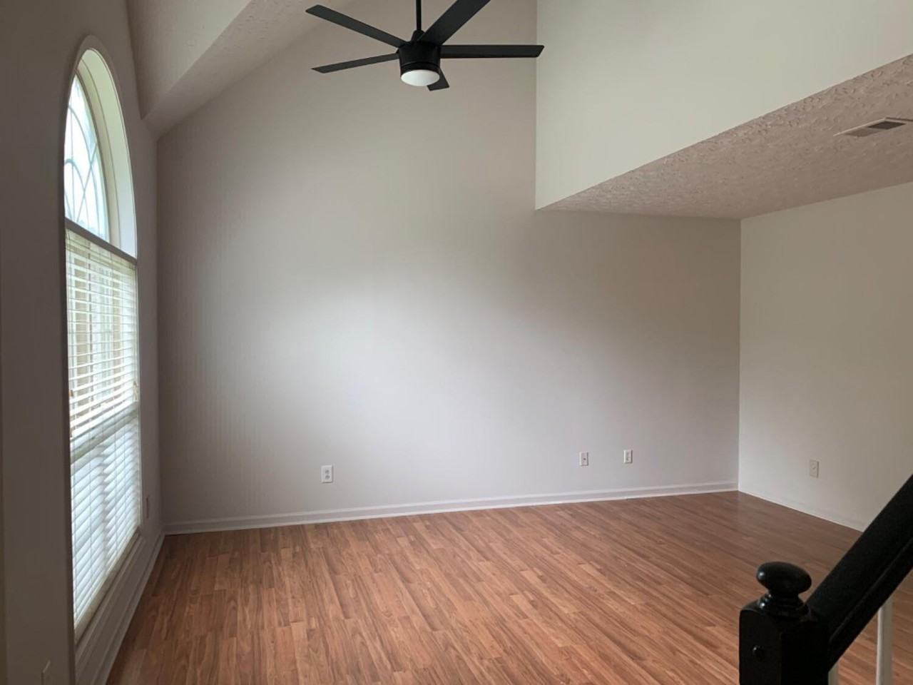 2225 Sonoma Pl - Photo 4 of 30