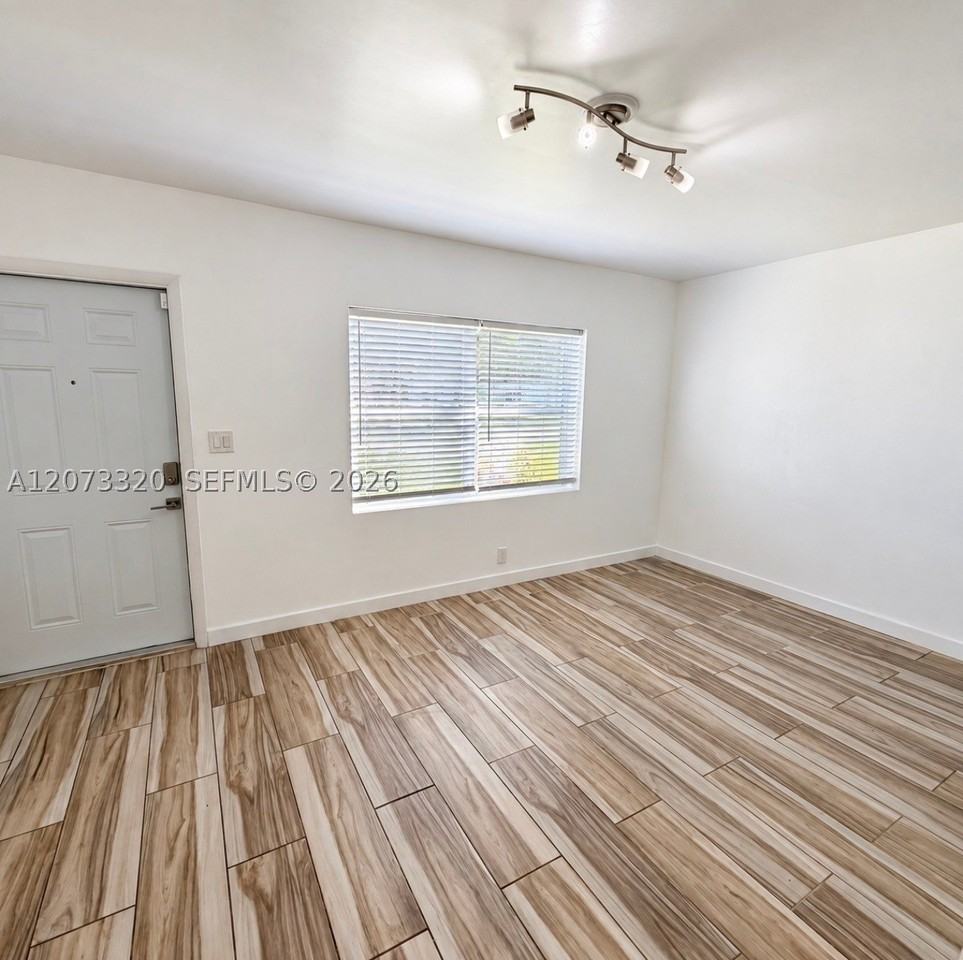 34 Allen Rd - Photo 2 of 10