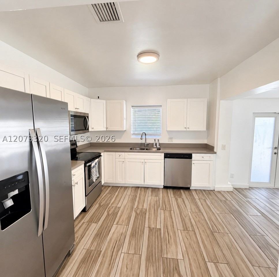 34 Allen Rd - Photo 5 of 10