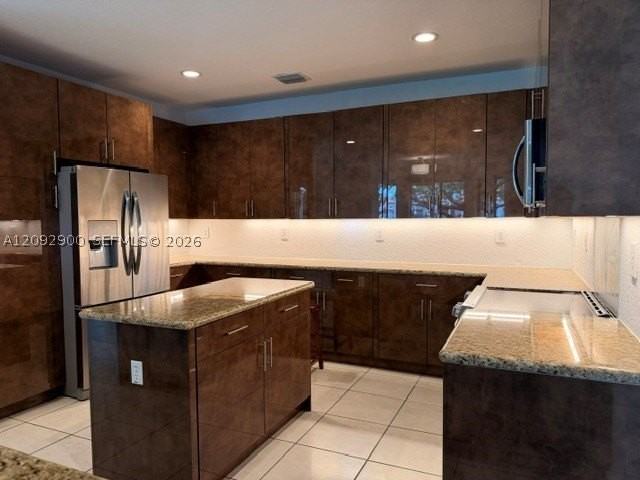 7713 Sw 193rd St - Photo 4 of 18