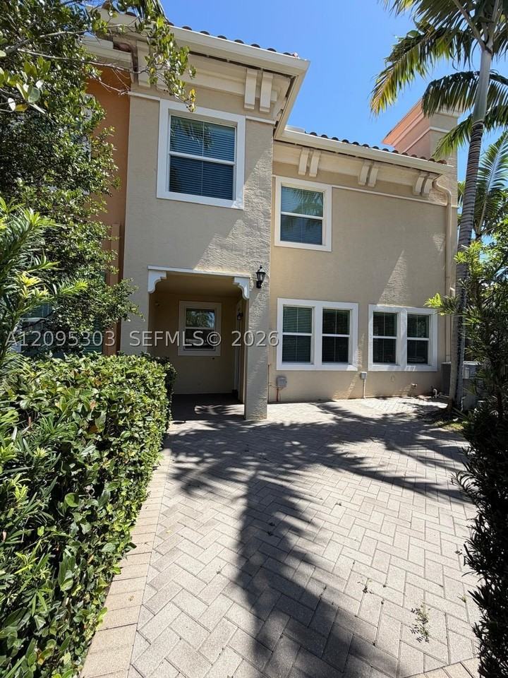 2979 Nw 124th Way - Photo 4 of 39