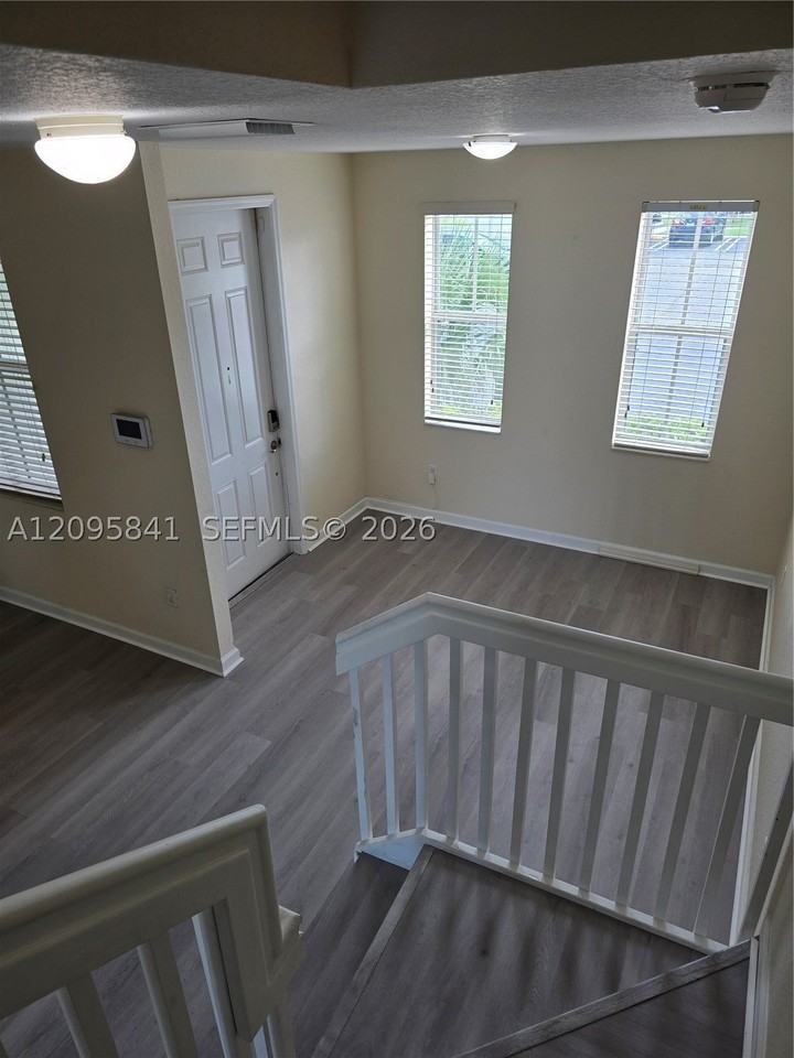 2853 Se 1st Dr #6 - Photo 2 of 19