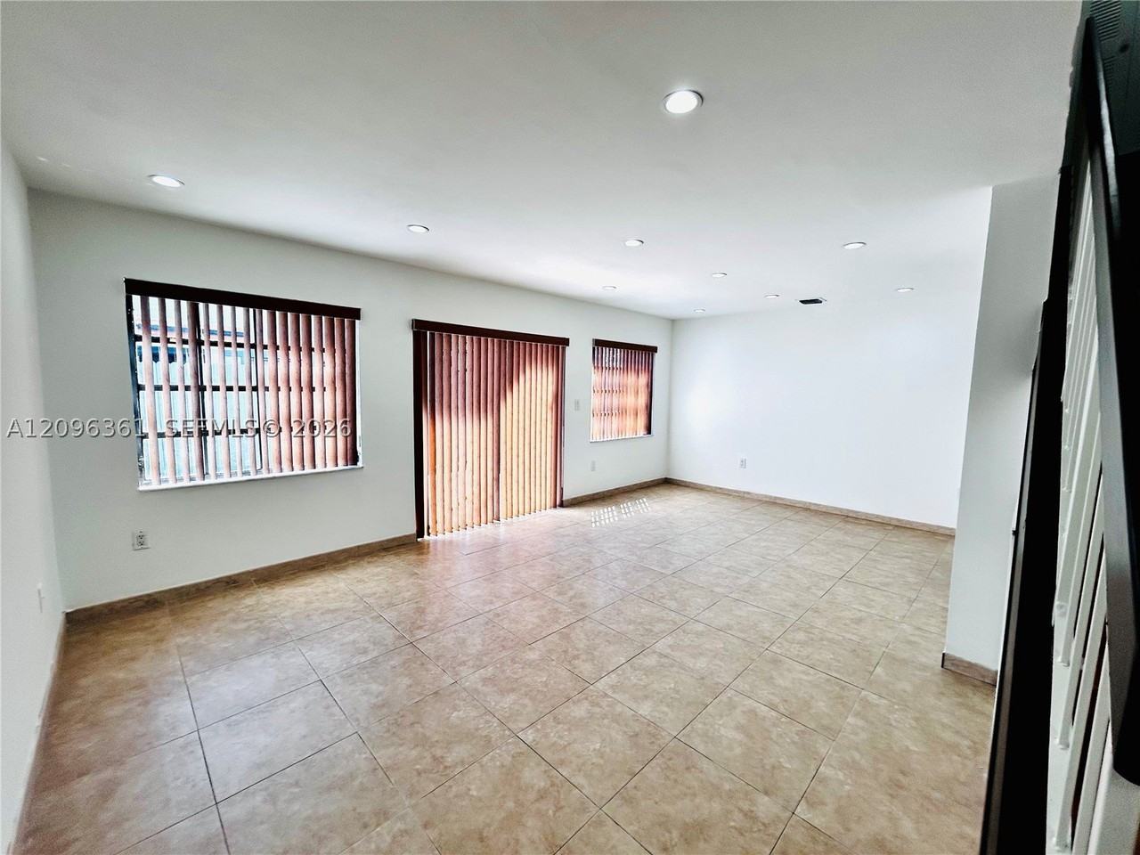 11841 Sw 18th St #3-21 - Photo 6 of 30