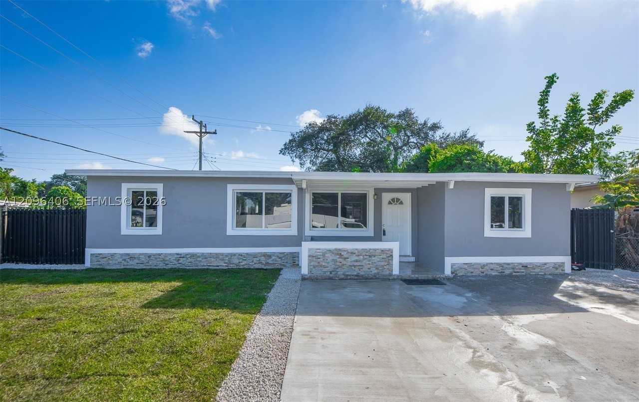 3510 Sw 39th St - Photo 4 of 32