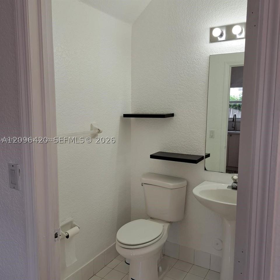 953 Sw 147th Ct #953 - Photo 2 of 15