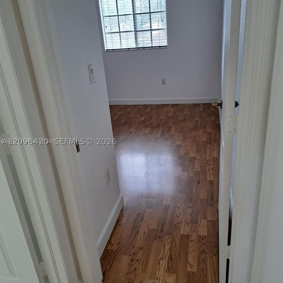 953 Sw 147th Ct #953 - Photo 5 of 15
