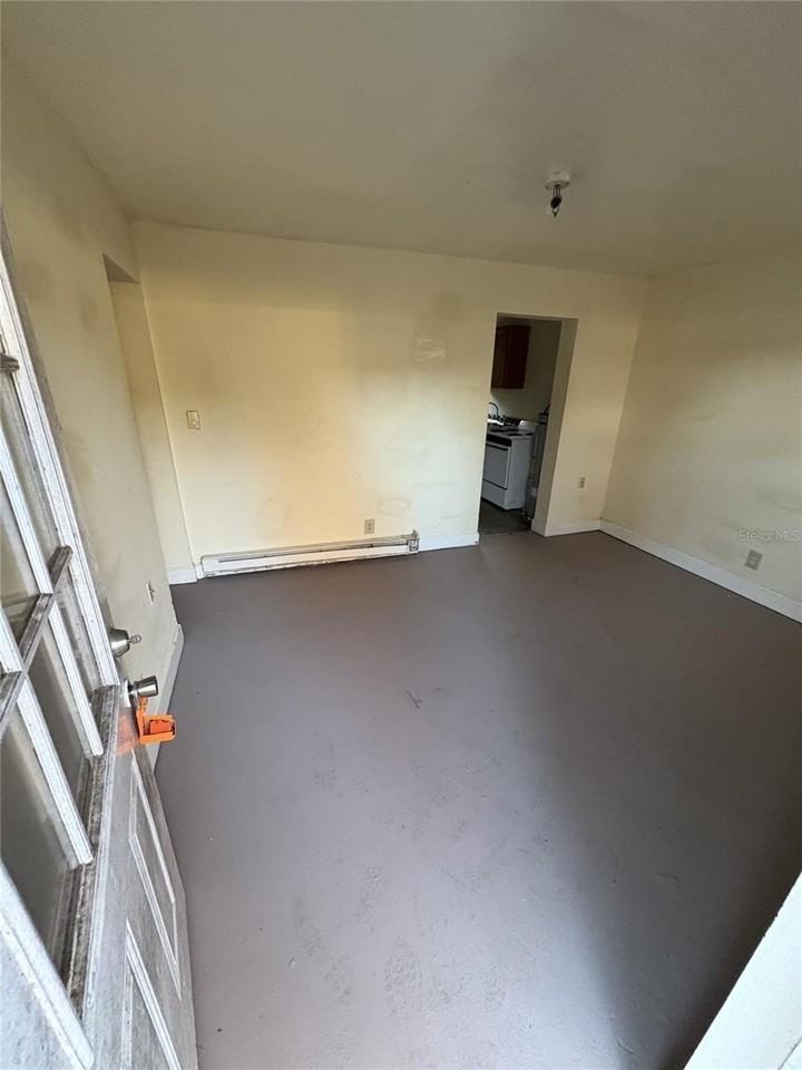 455 Pursley St #A6 - Photo 2 of 9