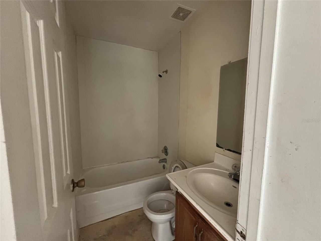 455 Pursley St #A10 - Photo 4 of 9