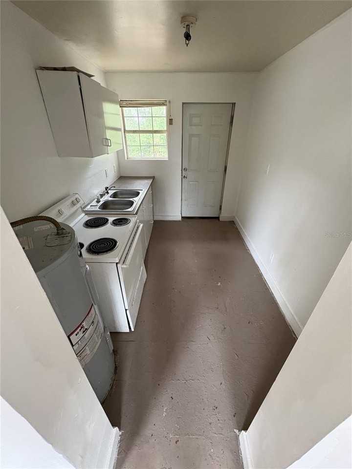 455 Pursley St #A14 - Photo 4 of 6