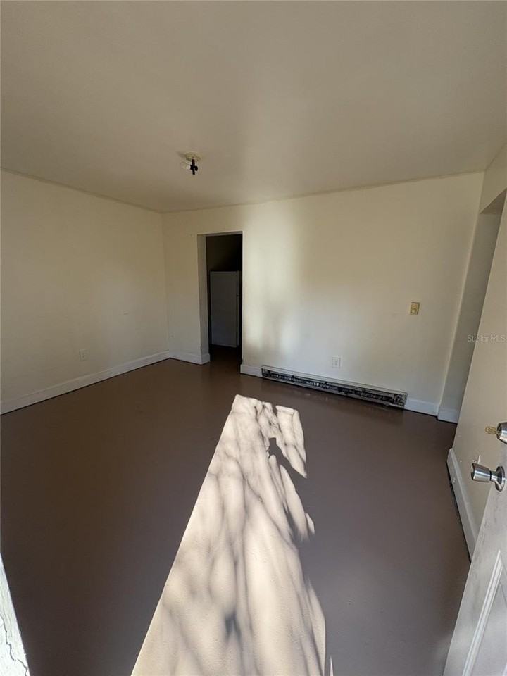 455 Pursley St #B15 - Photo 5 of 7