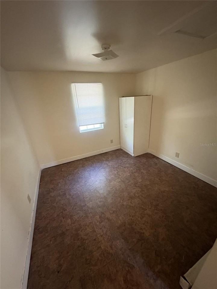 455 Pursley St #B16 - Photo 5 of 8
