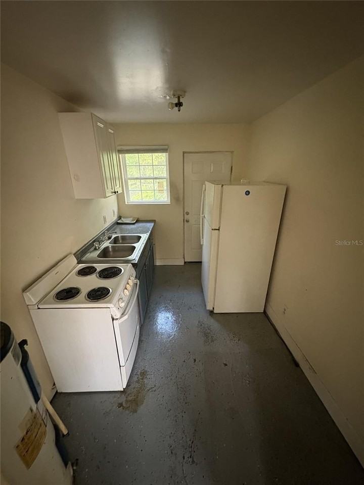 455 Pursley St #B21 - Photo 5 of 8