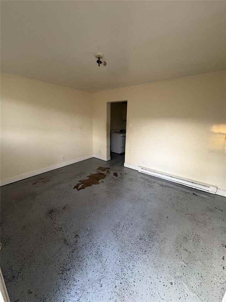 455 Pursley St #B21 - Photo 6 of 8