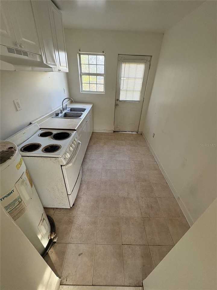 455 Pursley St #B23 - Photo 5 of 6
