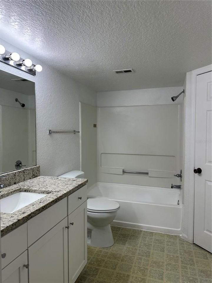 2214 Metropolitan Way #1022 - Photo 7 of 14