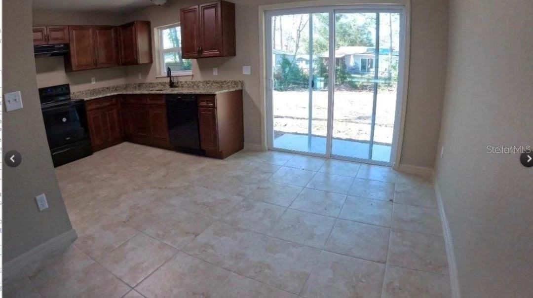 6320 Nw 65th Ave - Photo 4 of 11