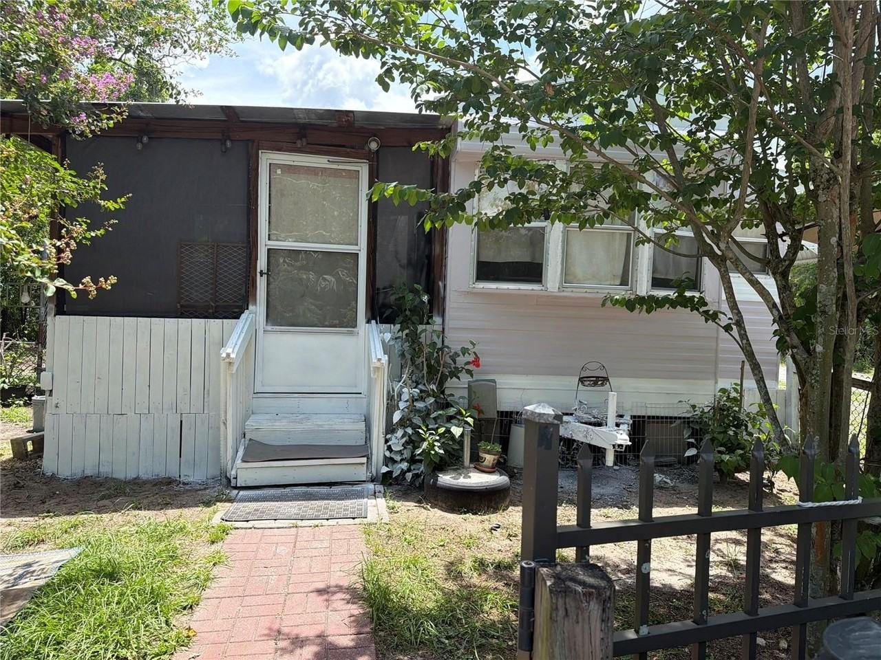 8426 Kricket Ln - Photo 5 of 16