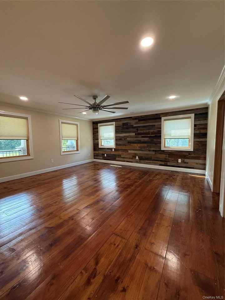 430 Stony Ford Rd - Photo 5 of 14