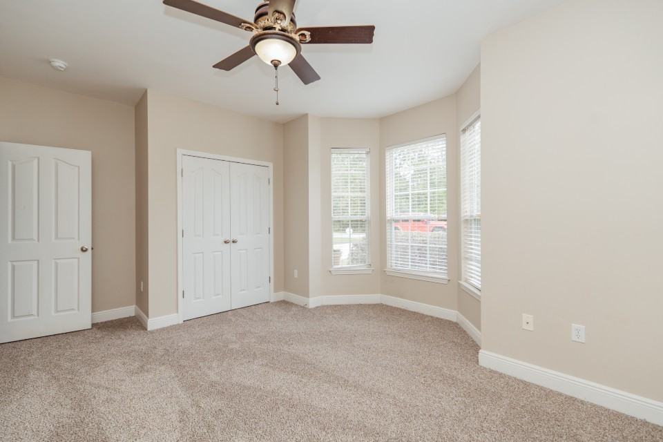 114 Crab Apple Ave #74 - Photo 3 of 33
