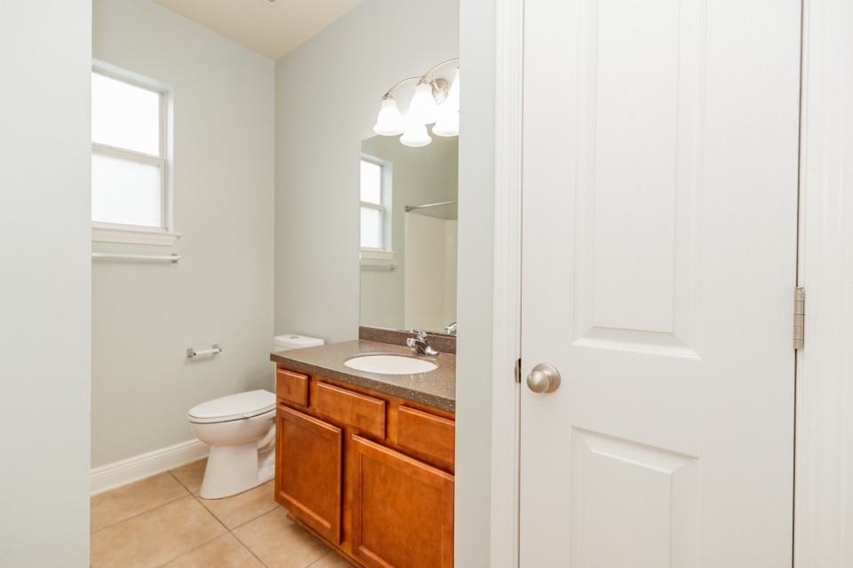 114 Crab Apple Ave #74 - Photo 6 of 33