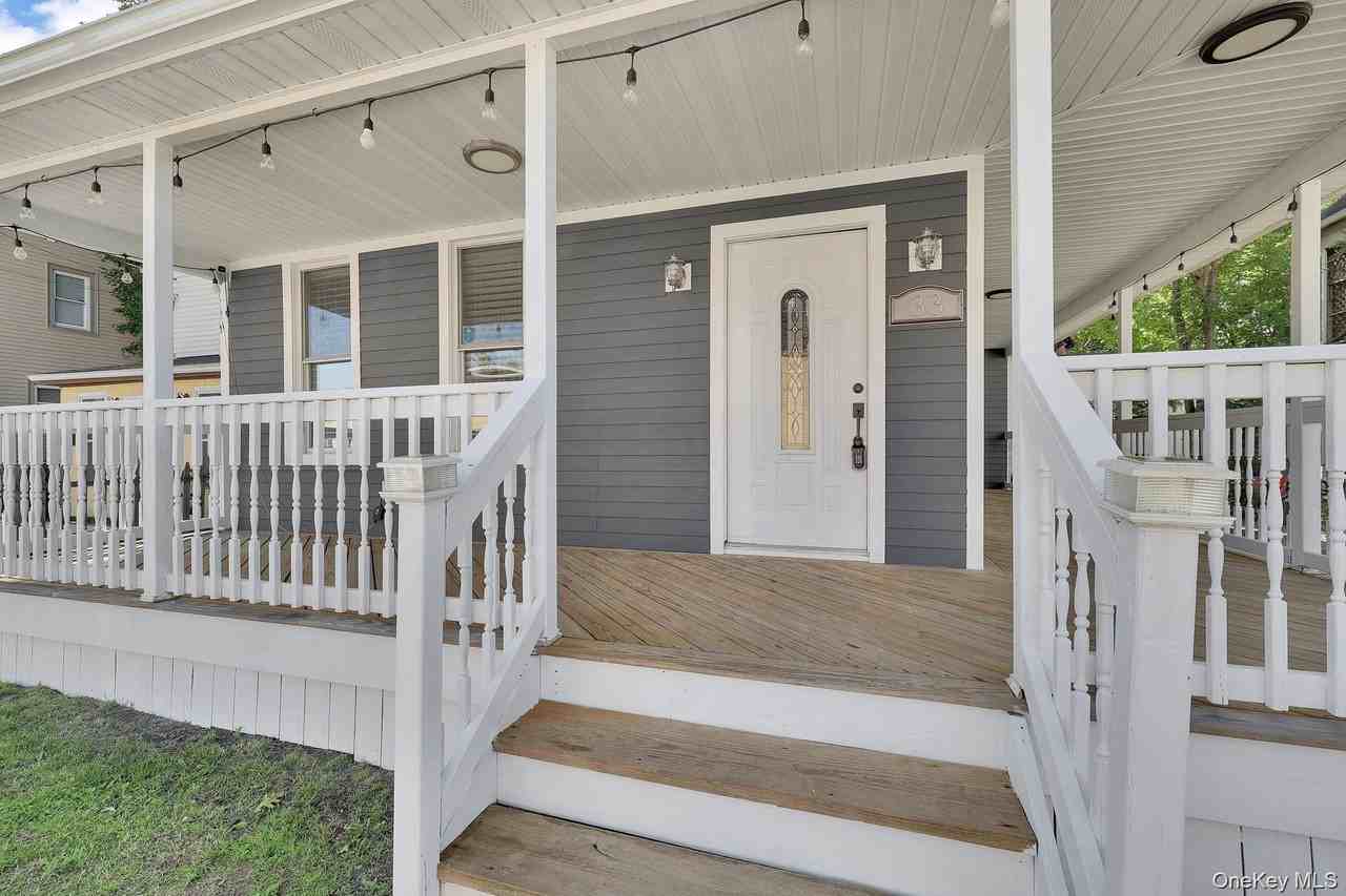 33 Seward Ave - Photo 5 of 34