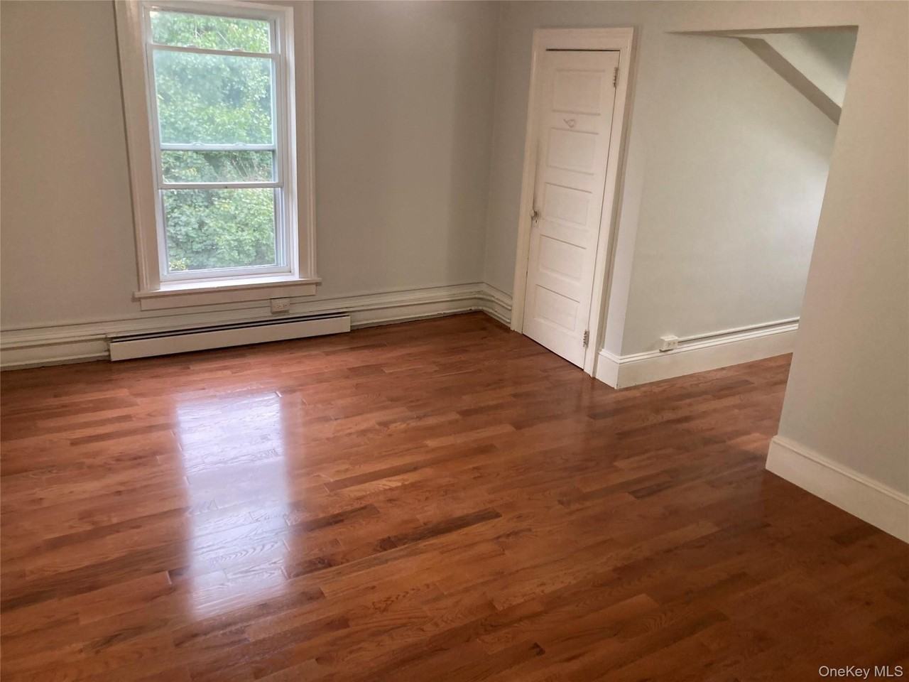 81 South St - Photo 2 of 5