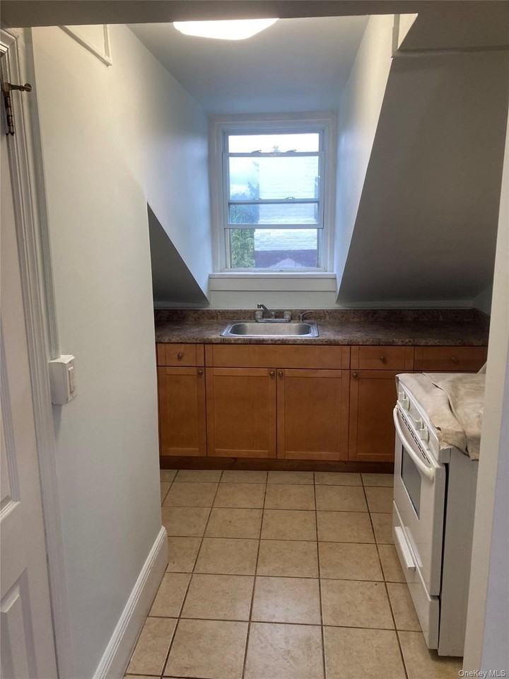 81 South St - Photo 5 of 5